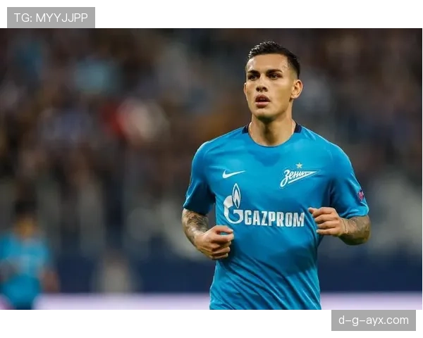 帕雷德斯合同到期去向成谜，多方俱乐部展开争夺